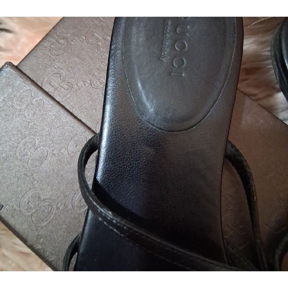 Gucci Black Slides with Goldtone Metallic  GG Logo Size 38 - Picture 3 of 9